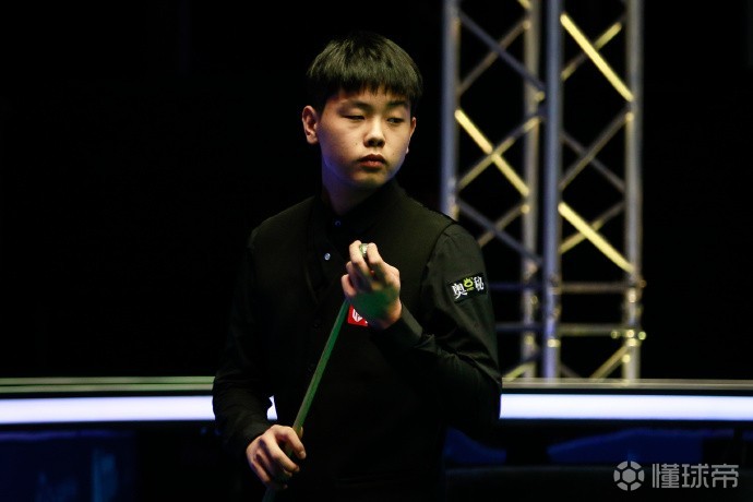 了与现任主 了与现任主