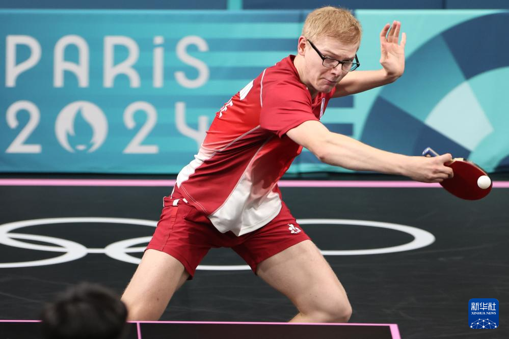 了与现任主 了与现任主