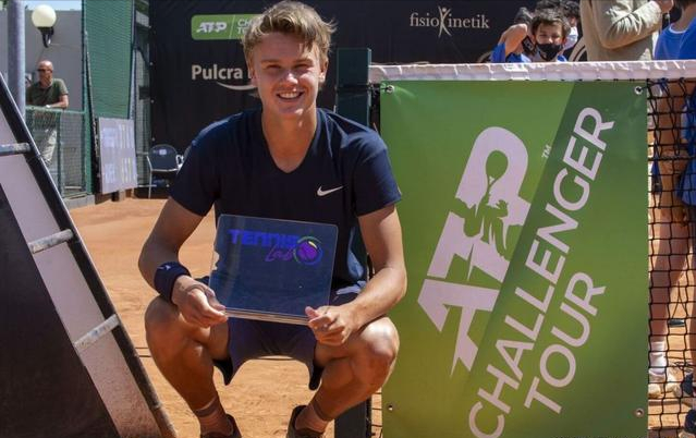 段成为一个 段成为一个