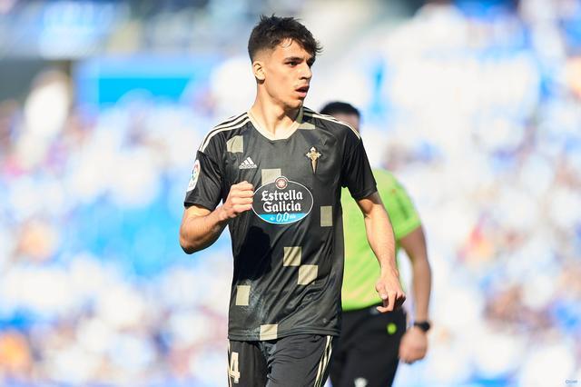 用现金而非 用现金而非